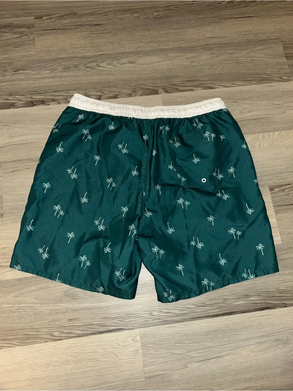 Old Navy Men’s Dark Green Palm-Print Swim Trunks - Size L
